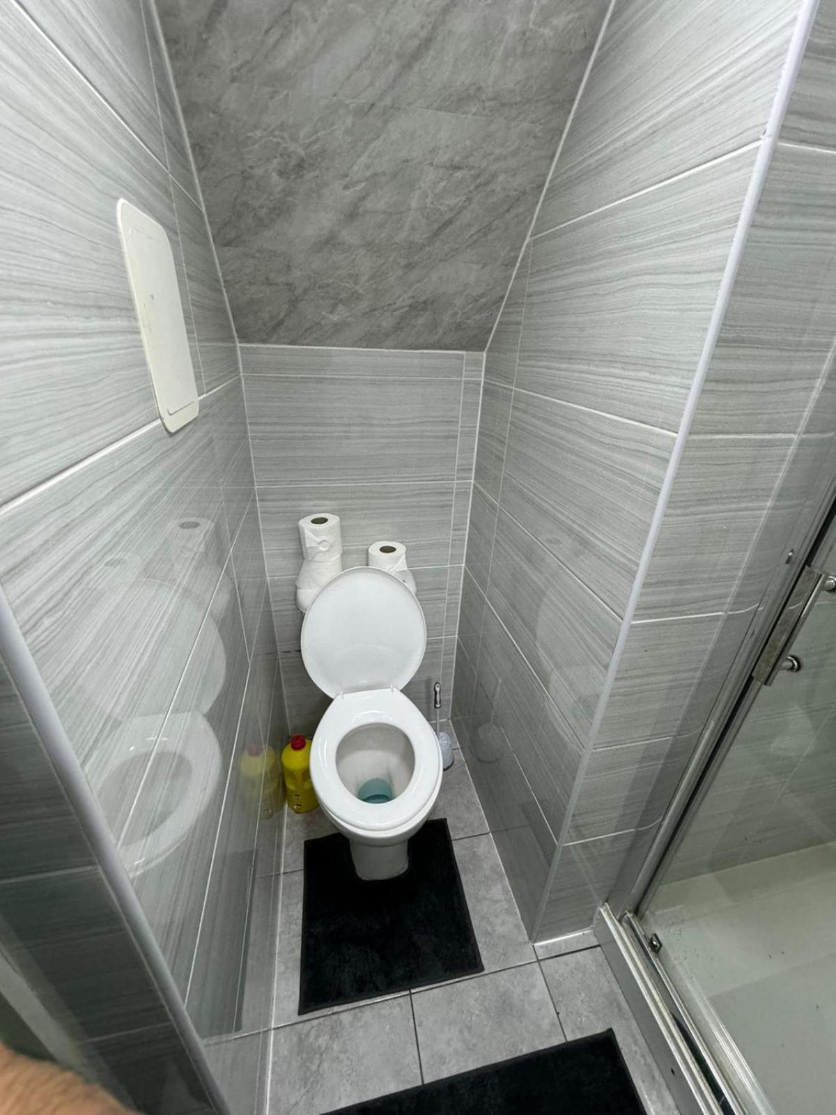 Deluxe Ensuite Double Room With Ensuite 考文垂 外观 照片